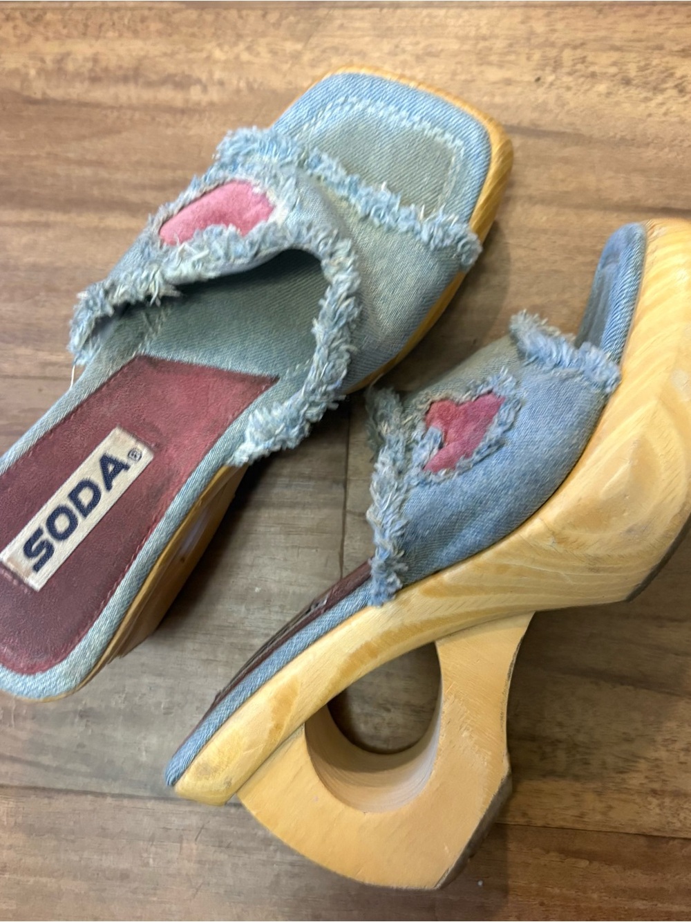 90s/Y2k Soda Carved Wooden Wedges - Picture 3 of 7